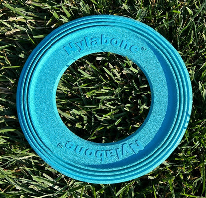 Nylabone Super Flyer Gripz Disc Puppy Toy [Dog Supplies for Dog] 1 count